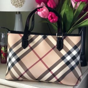Authentic Nova tote- with the dust bag